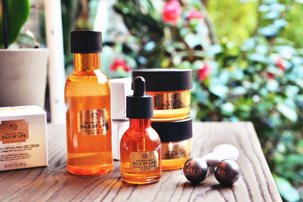 The Body Shop Oils of Life