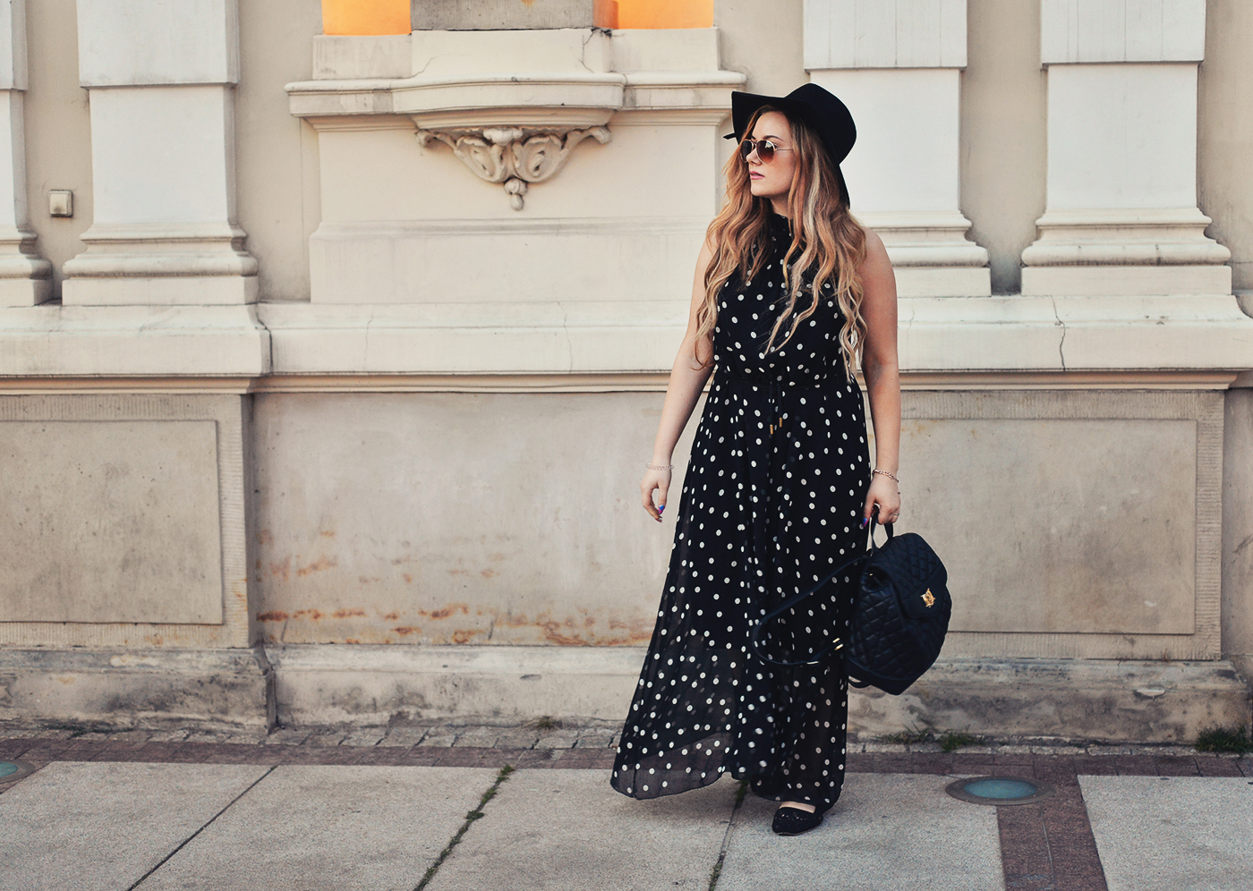 Warsaw outfit: Polka dots & hat 