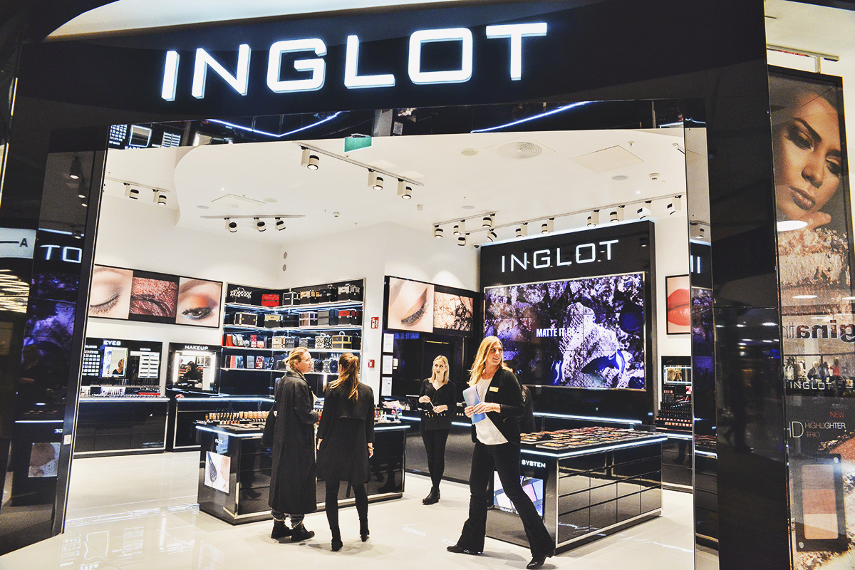 Inglot