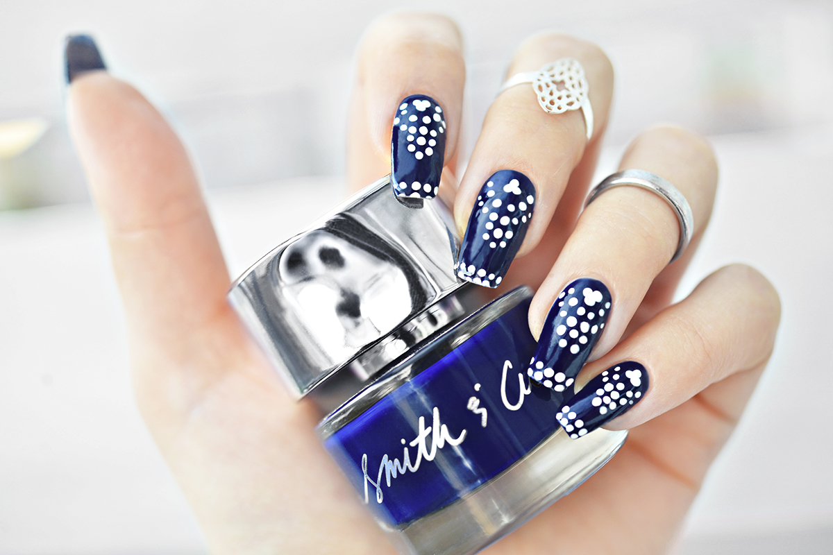 Smith & Cult Kings & Thieves - Blue Nails + dotted nail art