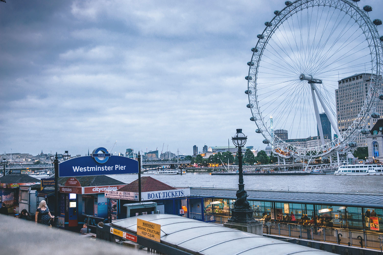 Westminister Pier - Min söndag i London