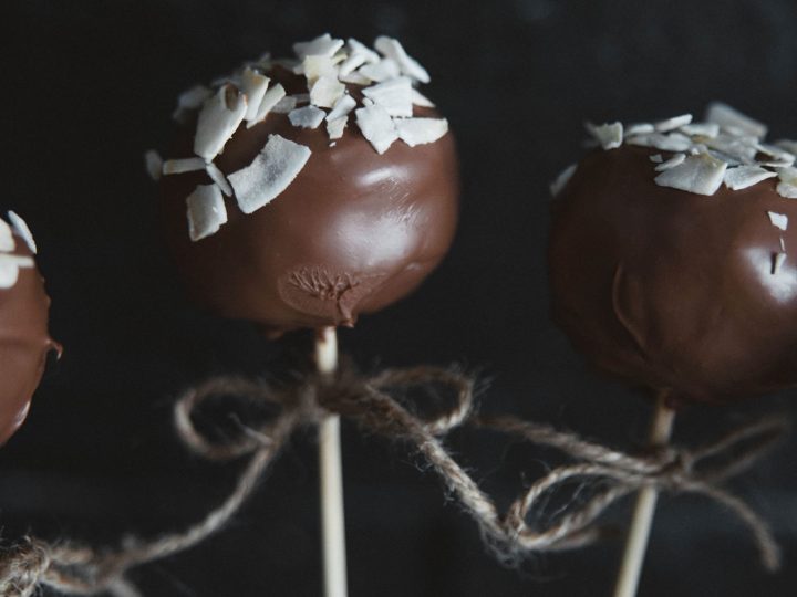 Coffee Cake Pops with coconut chips