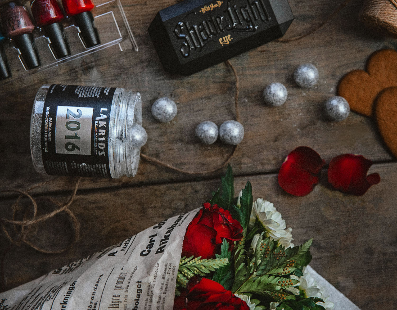 Flatlay with Lakrids by Johan Bülow 2016