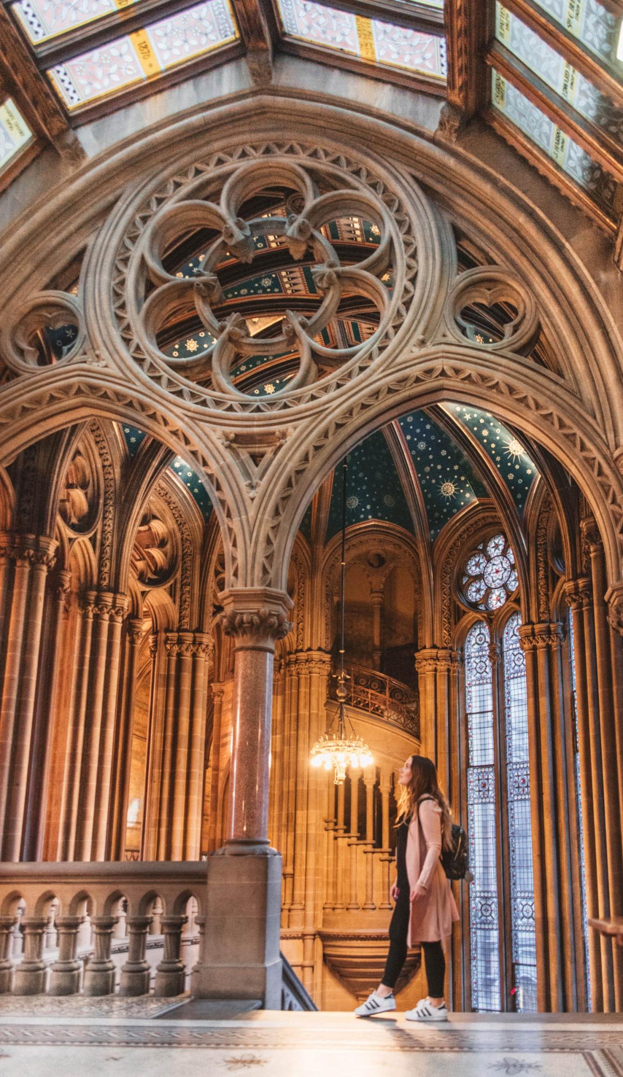 Adaras in Manchester Town Hall