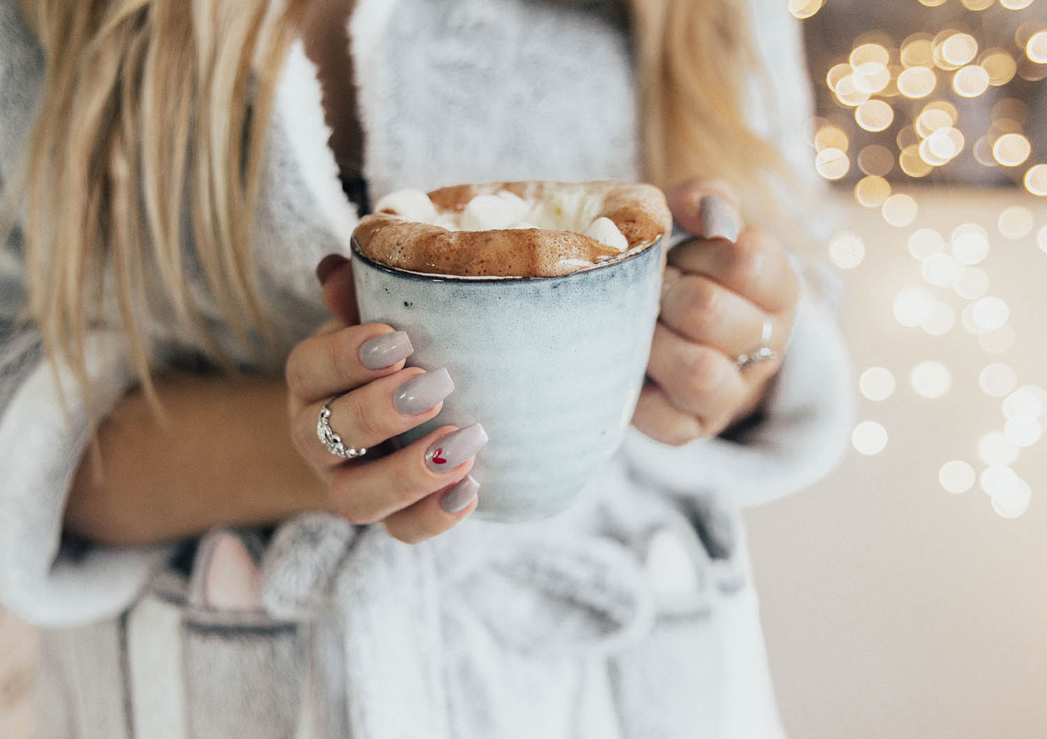 Hot Chocolate & Grey Lackryl Nails