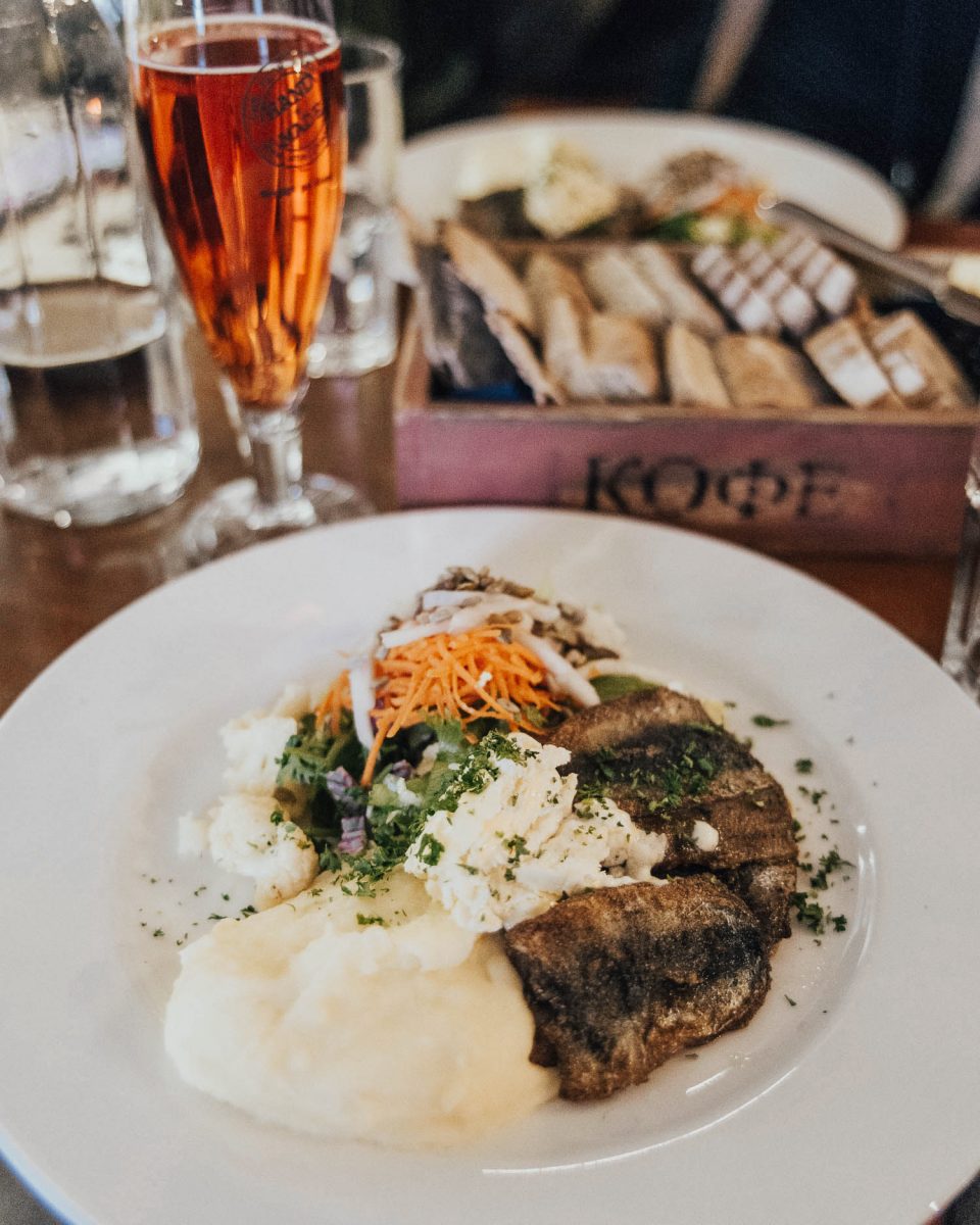 Lunch på mikrobryggeriet Stallhagen