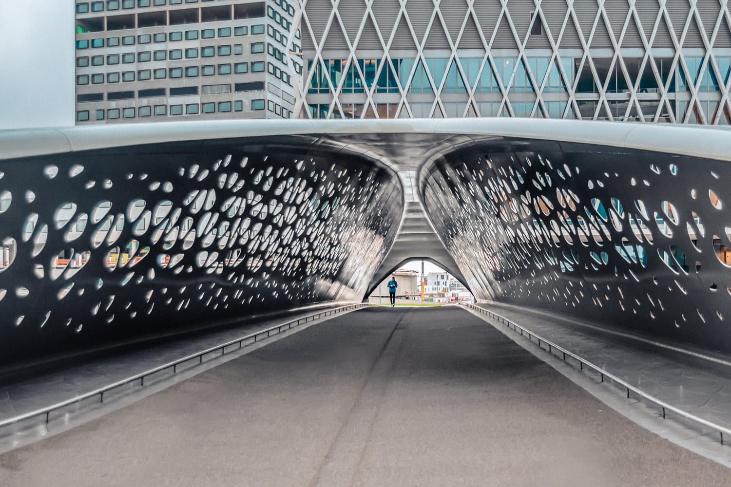 Bron Park Spoor Noord i Antwerpen, Belgien