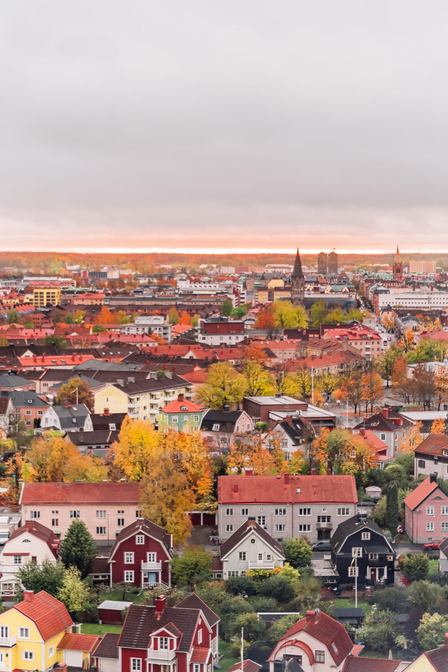 Vacker stadsutsikt från Svampen - Tips på saker att göra i Örebro