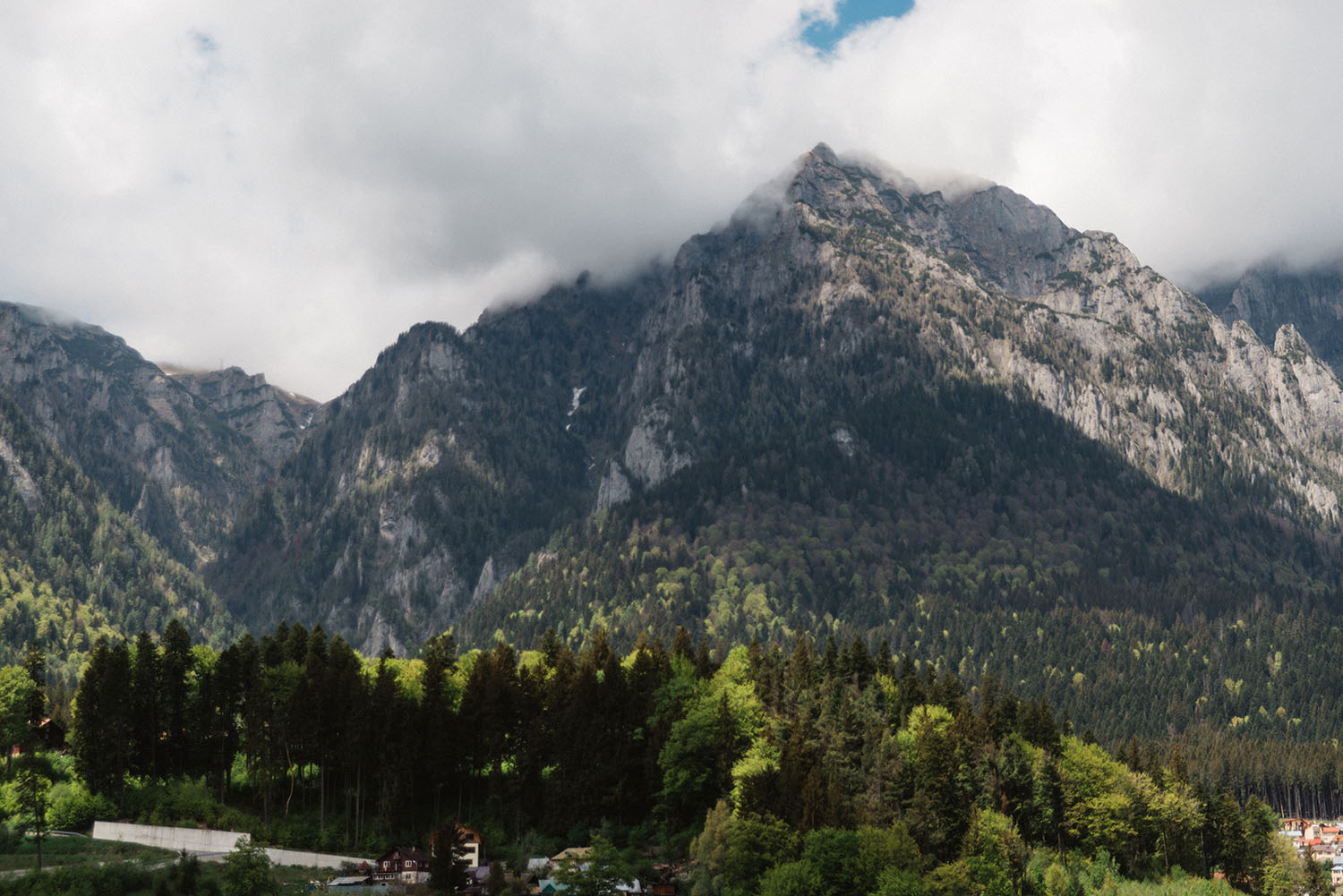 A Full day tour from Bucharest to Transylvania