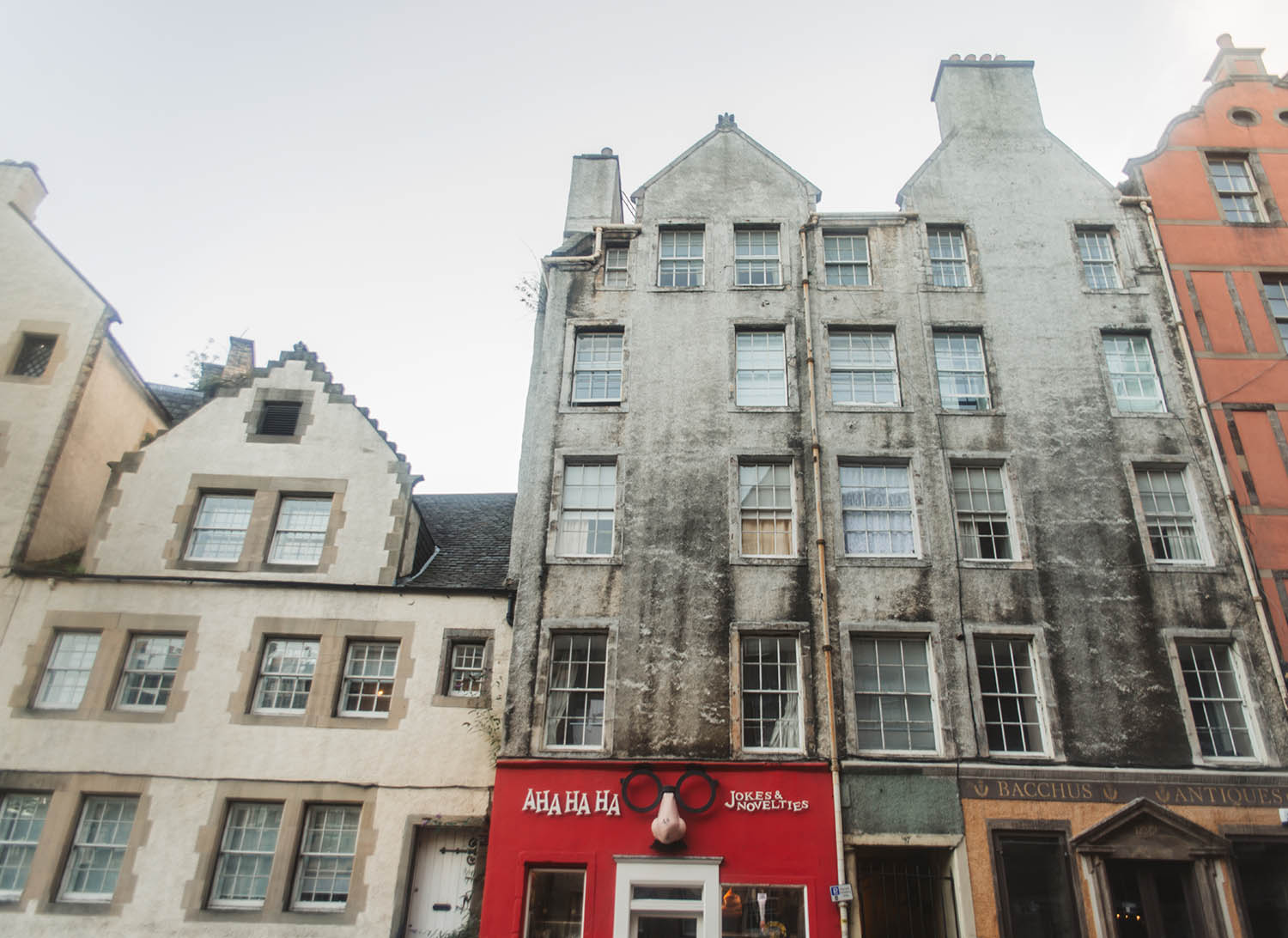 AHA HA HA Joke Shop i Edinburgh