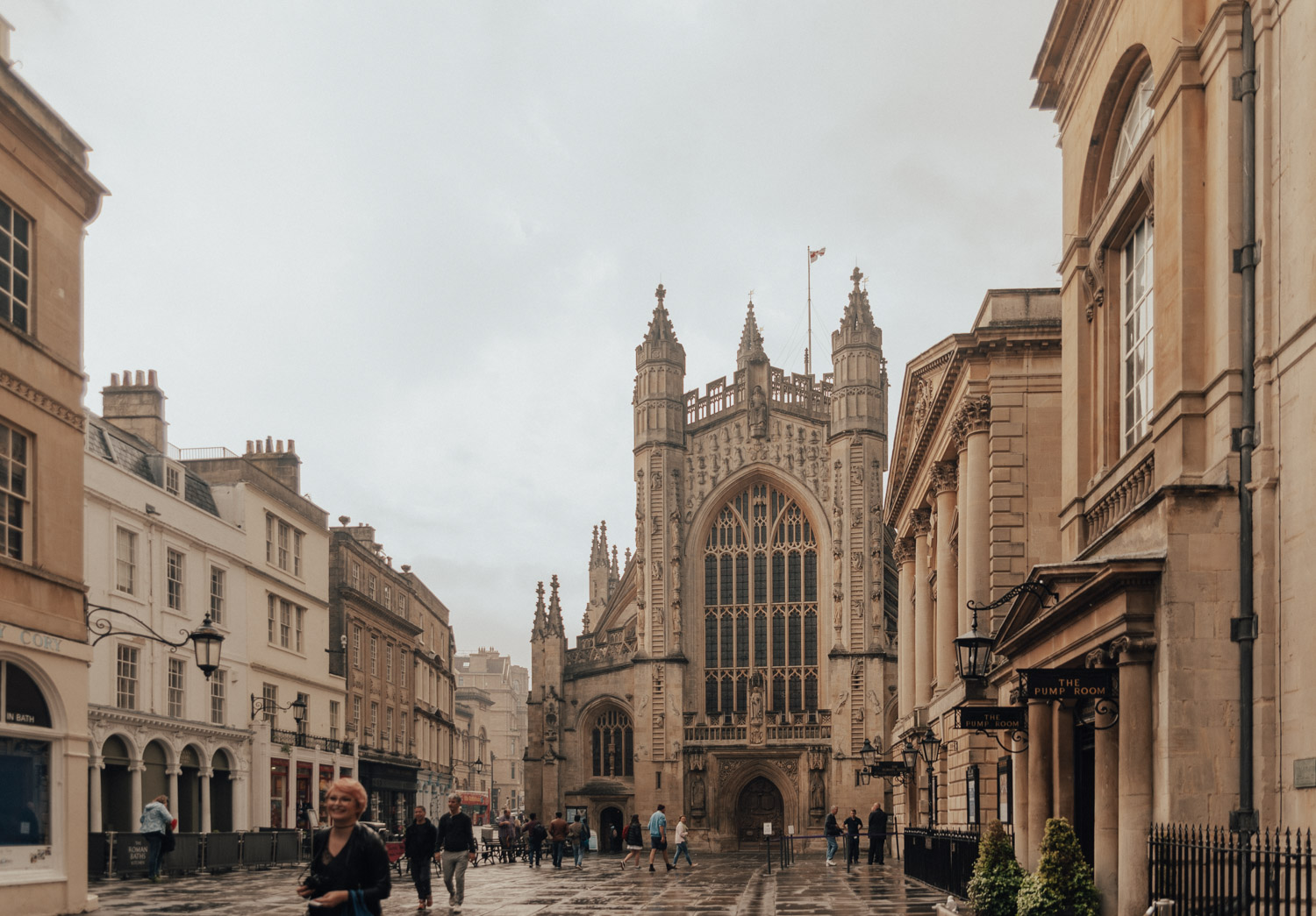 Reseguide till Bath, England | Bath Abbey, Abbey Churchyard