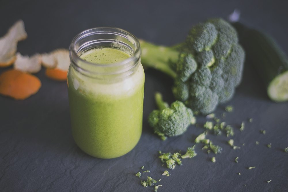 Juice med broccoli och blodapelsin