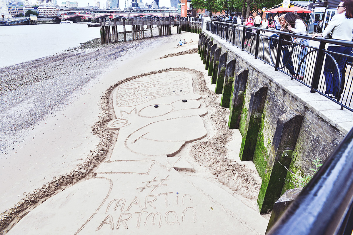 Homer Simpson in Southbank, London  