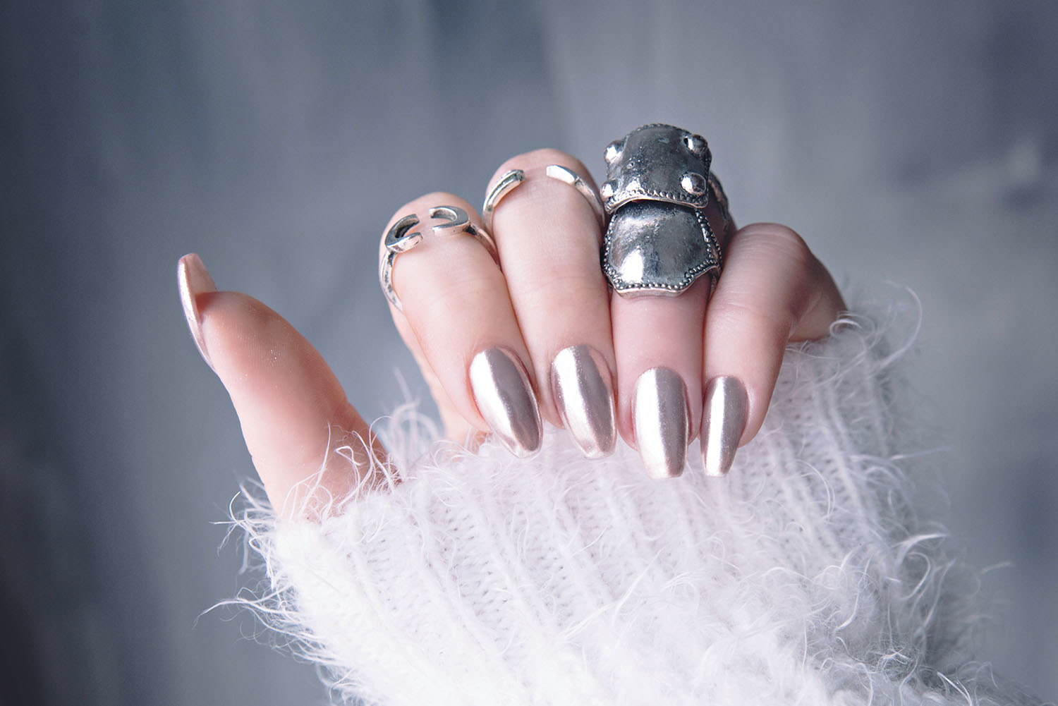 How to do Chrome Nails at Home