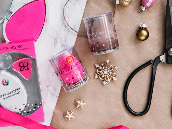 Christmas Flatlay: Beautyblender, Blotterazzi & Liner.Designer