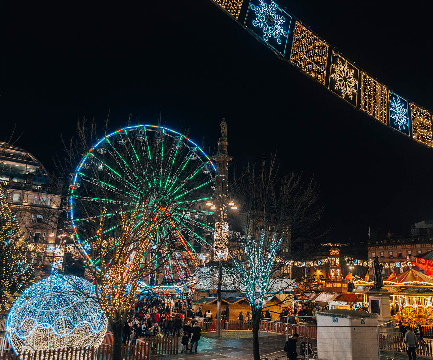 Glasgow Christmas Market by night